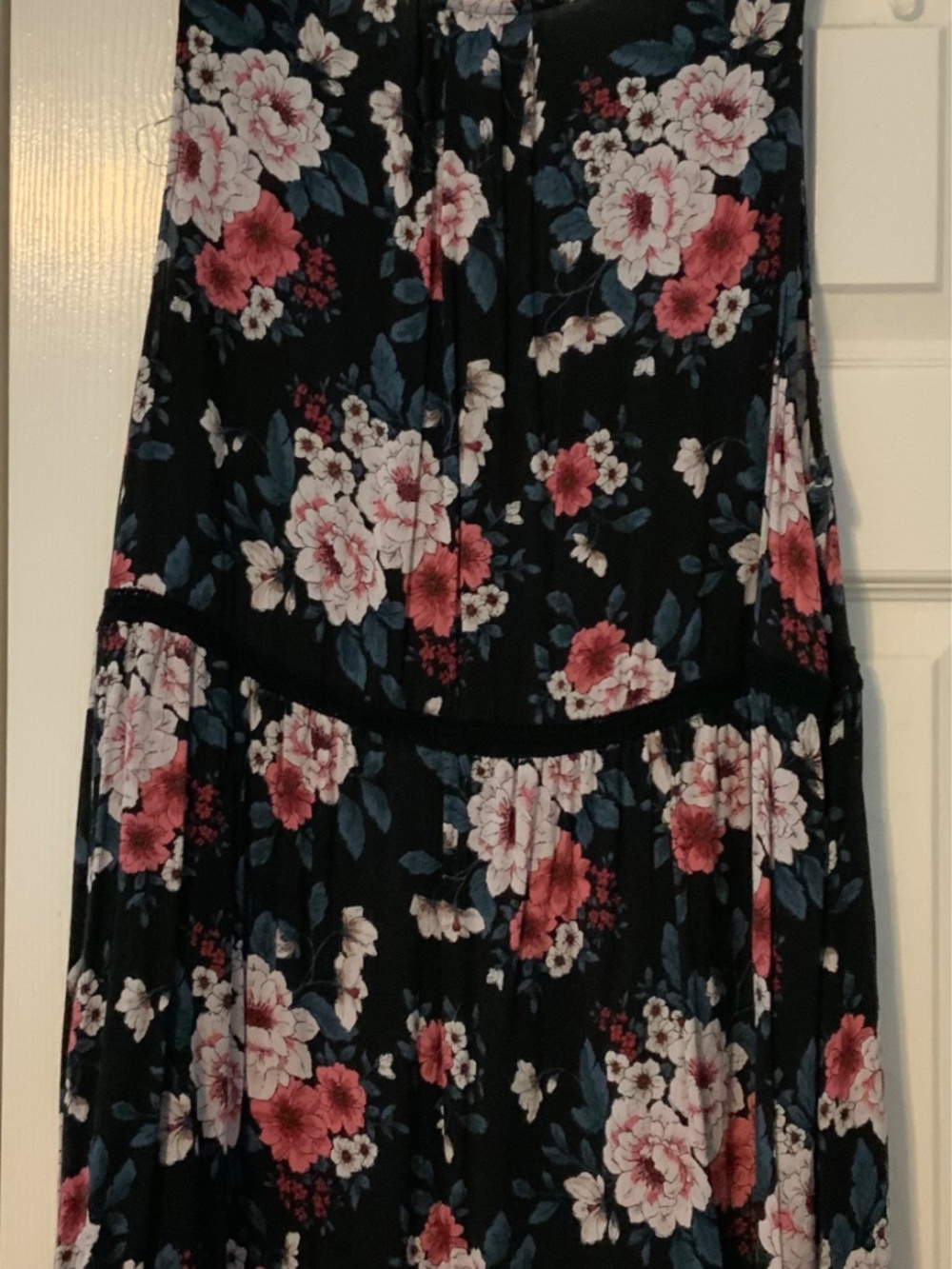 Women's black floral print sleeveless tank top - #37 - Picture 3 of 3